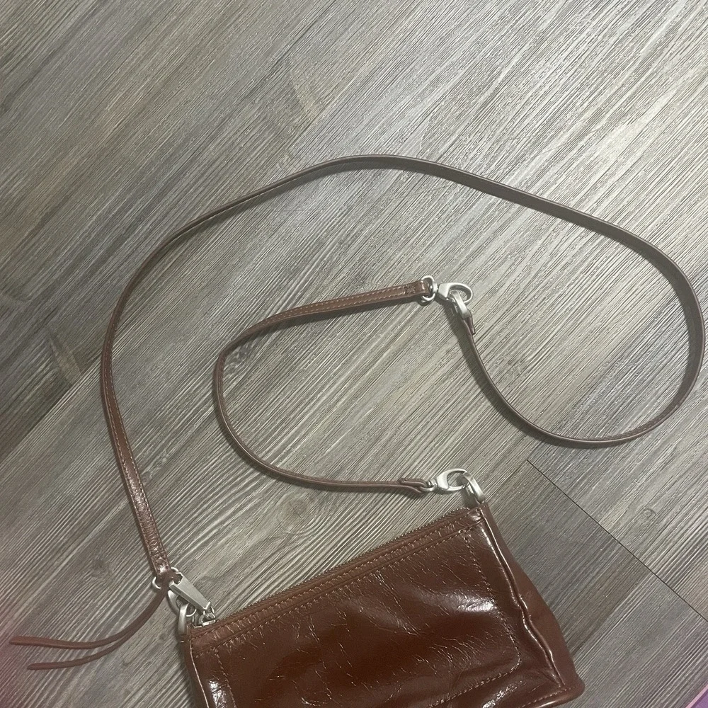 HOBO Cadence Leather CONVERTIBLE Crossbody Wristlet Shoulder Clutch In New Penny